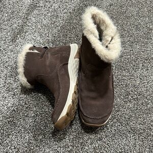 Merrell Approach 200g Ankle boots women's size 6.5